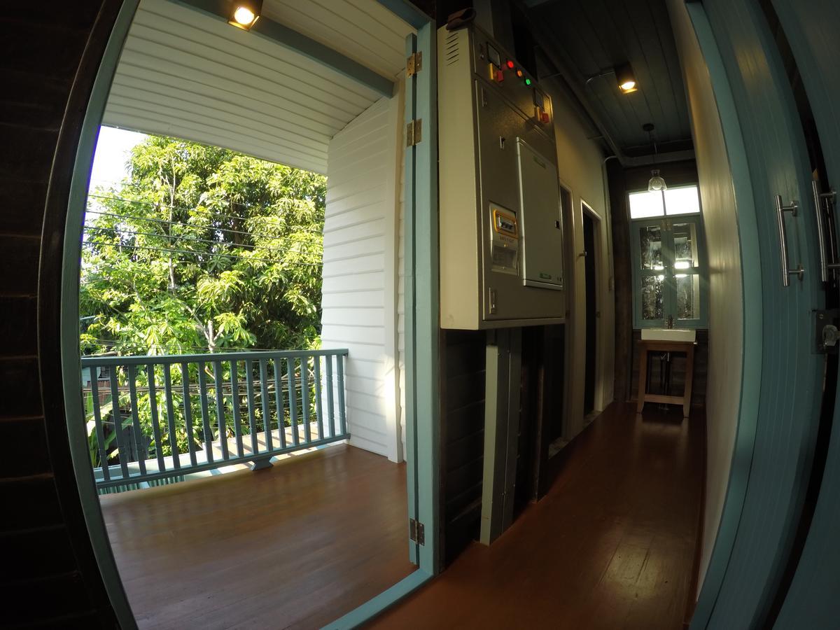 La Moon Hostel Bangkok Eksteriør bilde