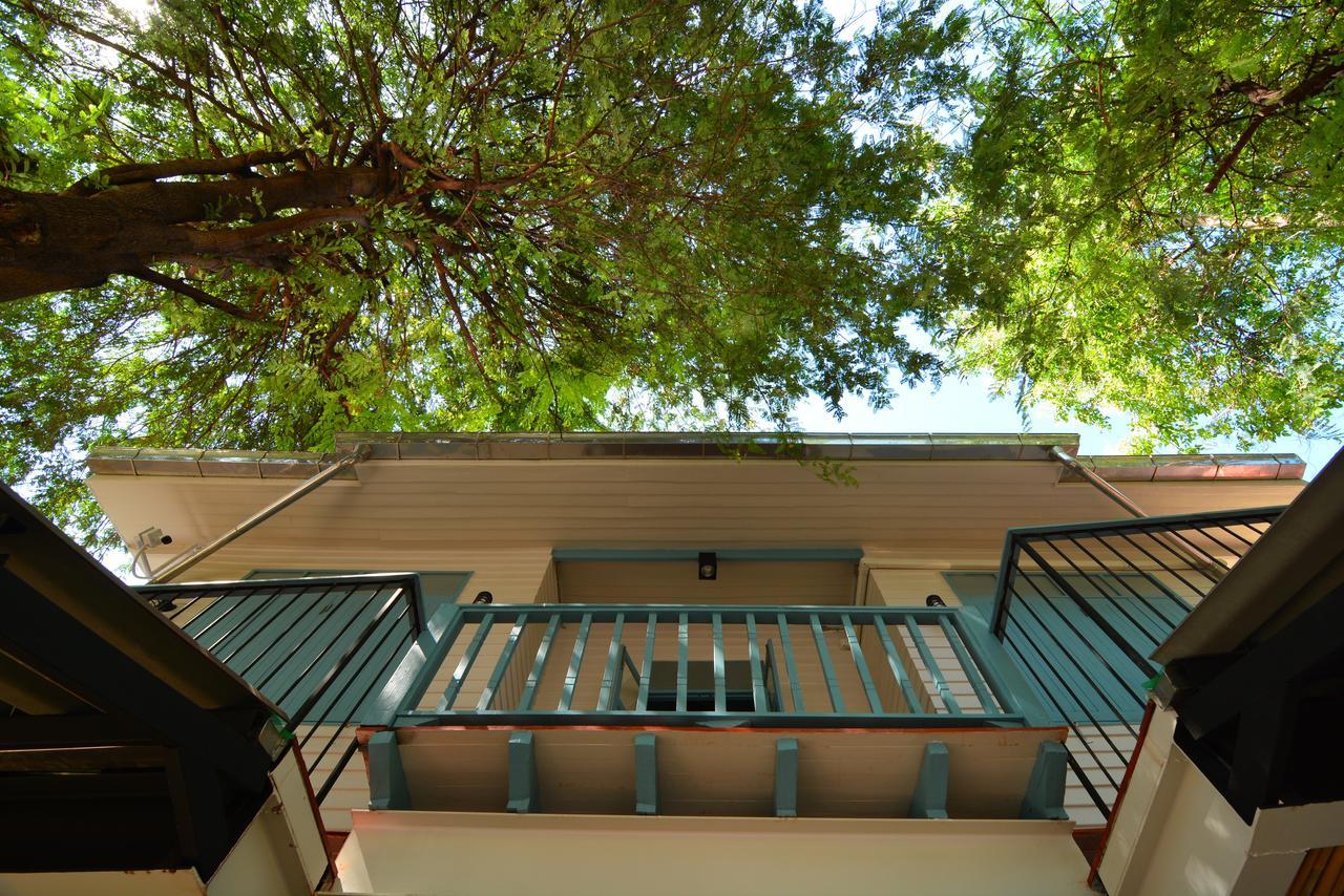 La Moon Hostel Bangkok Eksteriør bilde