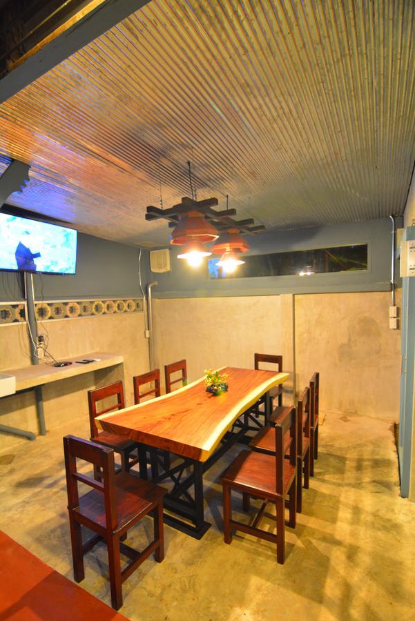 La Moon Hostel Bangkok Eksteriør bilde