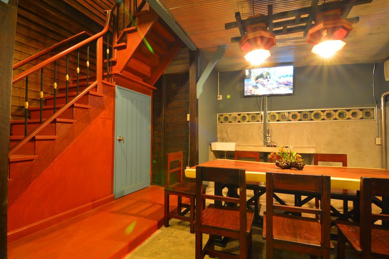 La Moon Hostel Bangkok Eksteriør bilde