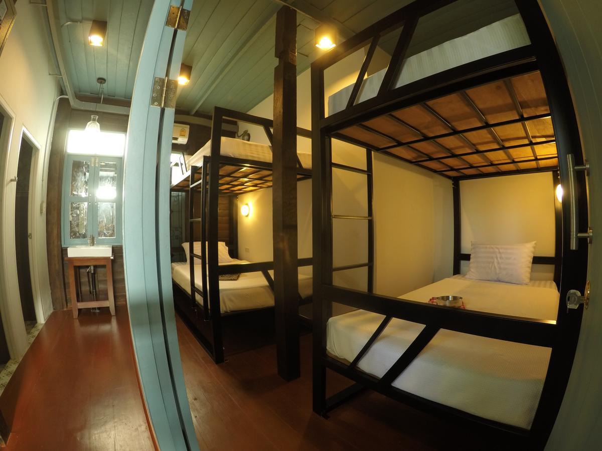 La Moon Hostel Bangkok Eksteriør bilde