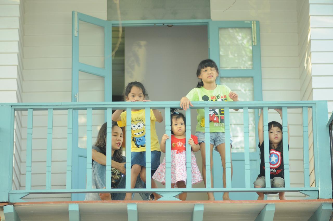 La Moon Hostel Bangkok Eksteriør bilde