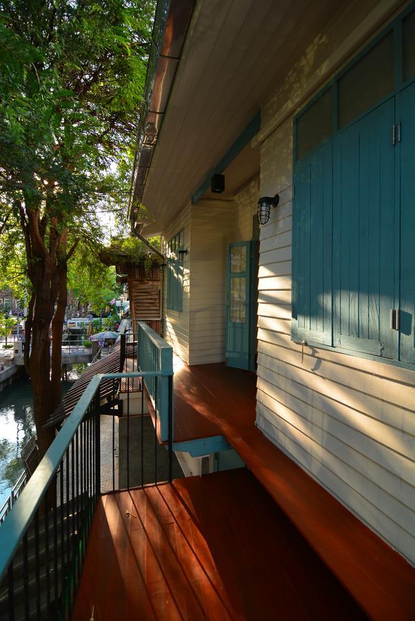 La Moon Hostel Bangkok Eksteriør bilde