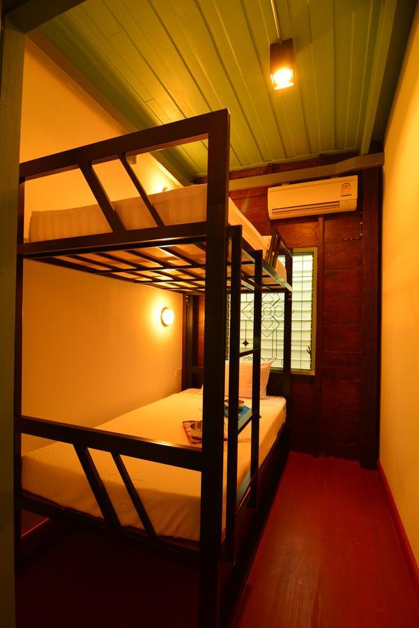 La Moon Hostel Bangkok Eksteriør bilde